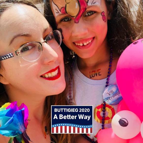 Meet your Posher, Jessica - Picture 1 of 1